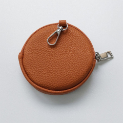 Rundes Ledertschchen Rundbrse Taschenanhnger - cognac braun - silber Schnallen