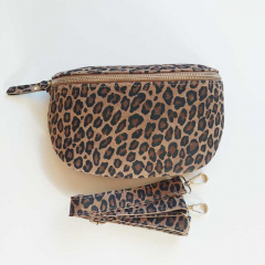 Bauchtasche Wildleder kleines Leomuster Animal Print - schwarz braun braun -silber Schnallen-Made in Italy